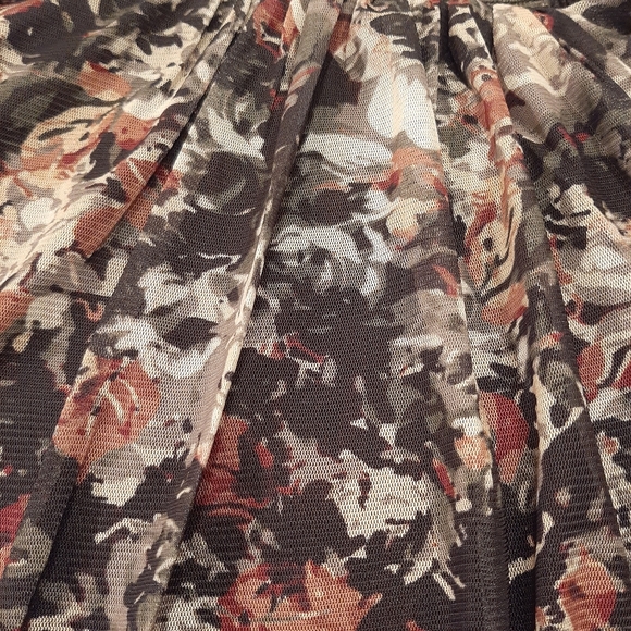 CJ Banks Smocking Top Size 1X - Picture 10 of 15